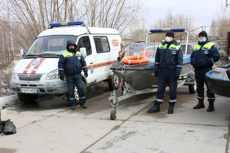В рамках учений ликвидировали ЧС и развернули ПВР