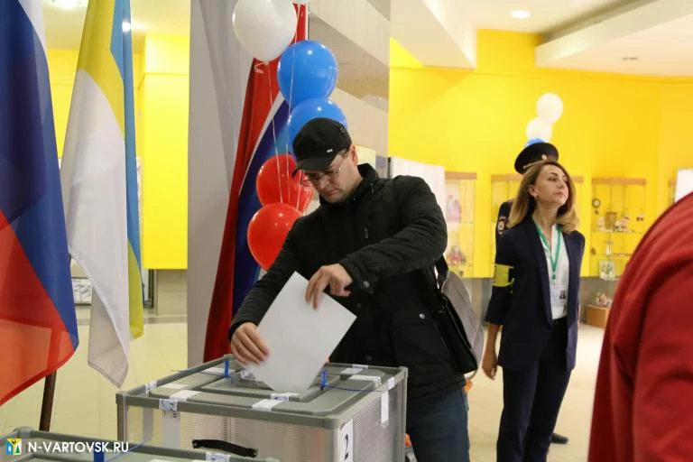 Голосование избирателей продолжается